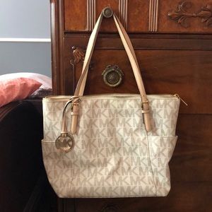 MK purse